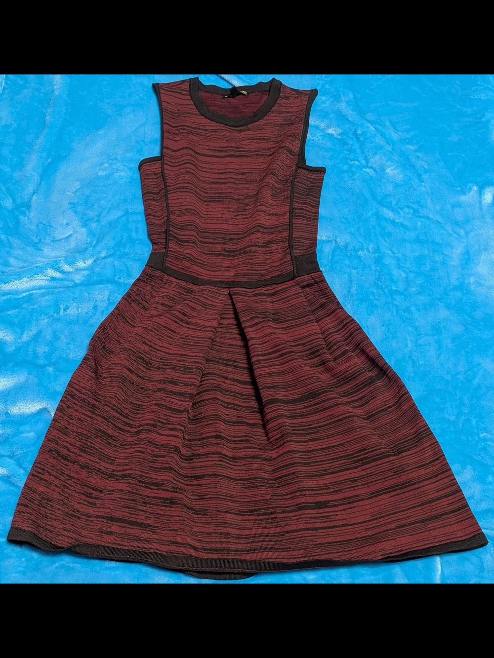 ❤️🖤 Sleeveless Knit Dress ❤️🖤